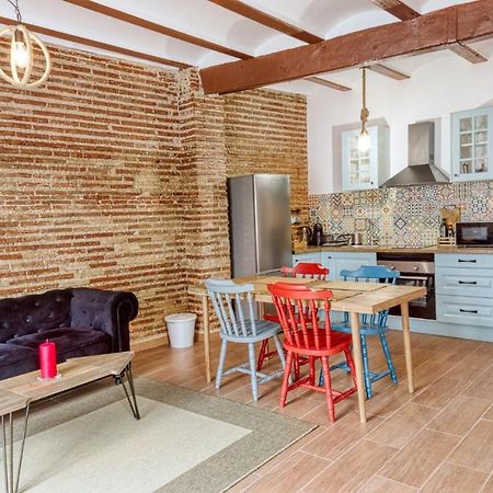 Beams & Bricks Apartment Валенсия Екстериор снимка