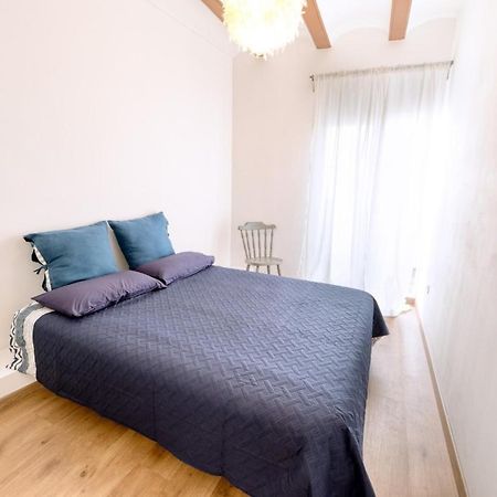 Beams & Bricks Apartment Валенсия Екстериор снимка