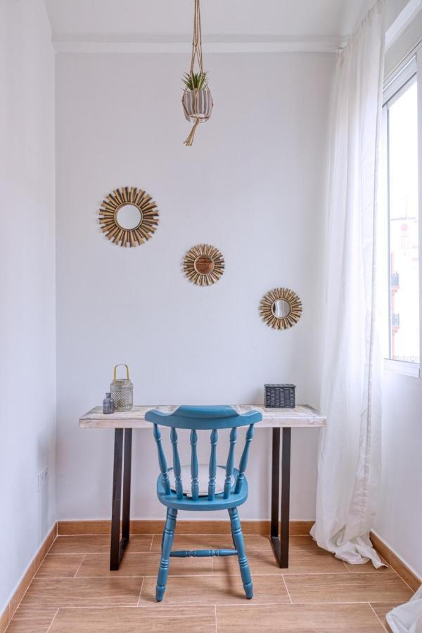 Beams & Bricks Apartment Валенсия Екстериор снимка