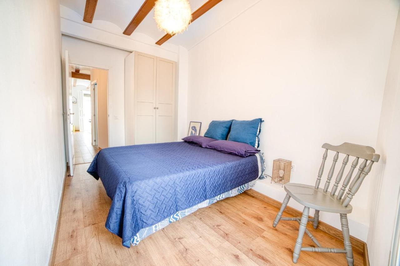 Beams & Bricks Apartment Валенсия Екстериор снимка